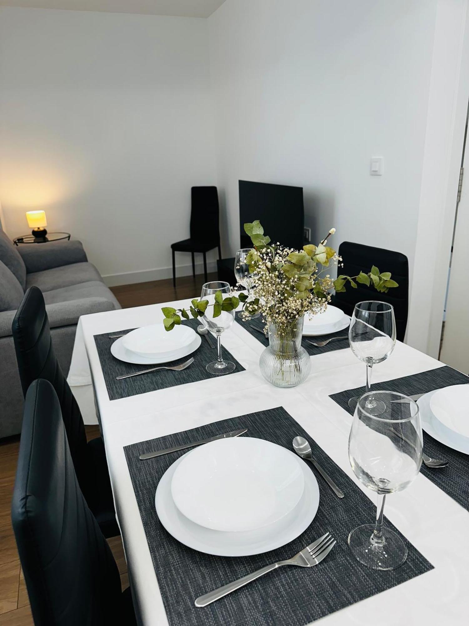 Apartamento O Lar De Don Basilio Redondela Exterior foto